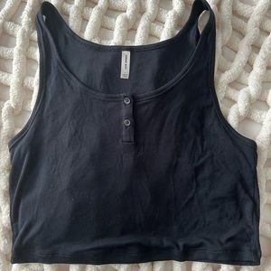 Aritzia Sunday Best Black Tank